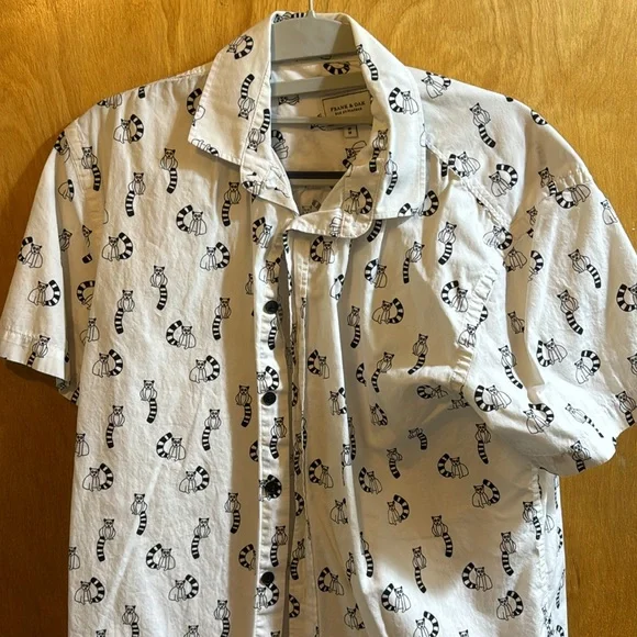 Frank & Oak Men’s Shirt Lemur Print - Picture 3 of 3
